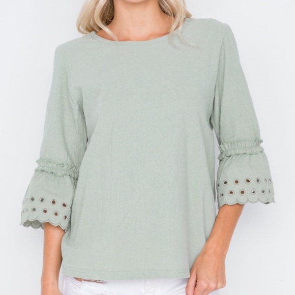 • Sage ¾ Sleeve Boho Top • - Picture 2 of 3